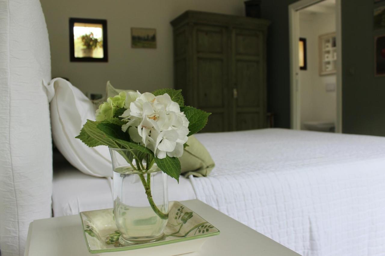 Hotel Mas De Rique Saint-Étienne-du-Grès Zewnętrze zdjęcie